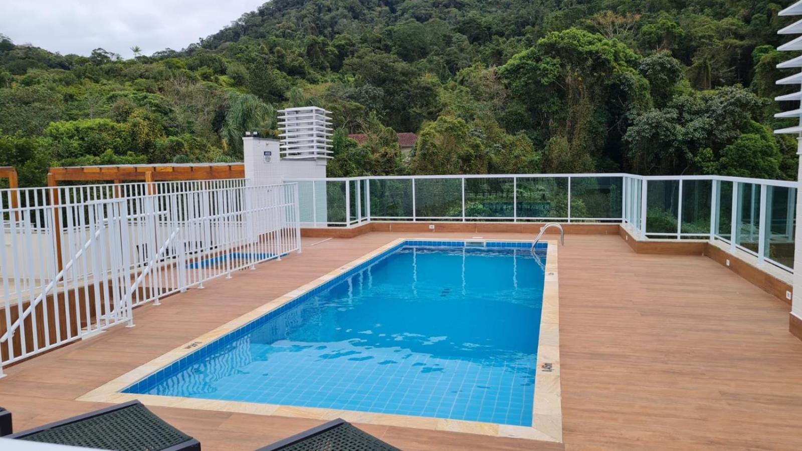 Toninhas 500 Metros Da